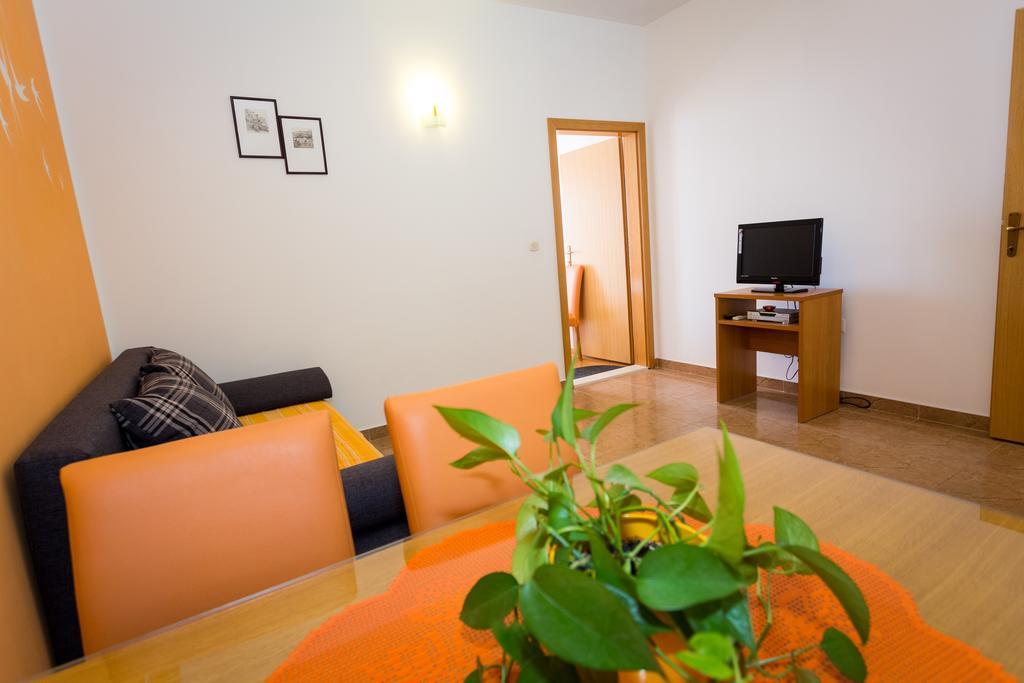פודאצה Apartments Bonaca מראה חיצוני תמונה